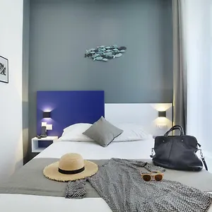 *** Hotel Alcove France