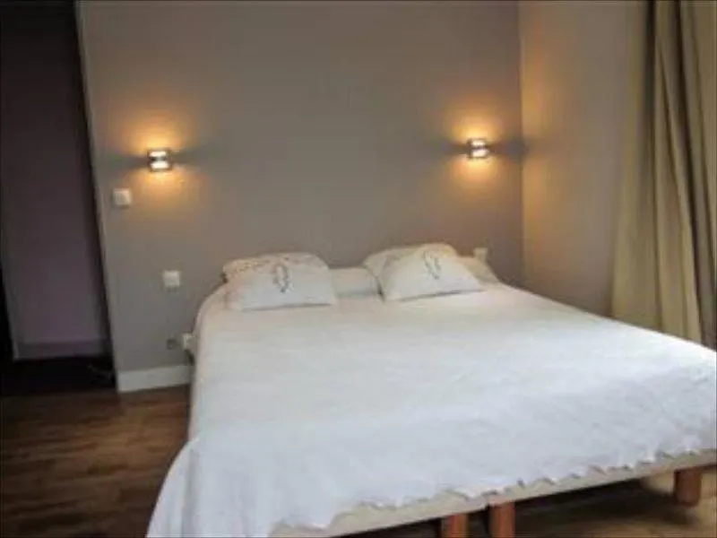 Hotel De Nevers Lourdes