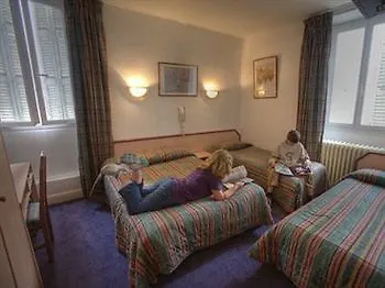 Hotel De Nevers Lourdes